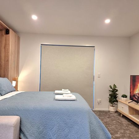 Brand New Central Studio On Wilmer クライストチャーチ エクステリア 写真